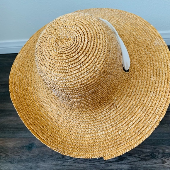 Straw hat - Picture 5 of 10